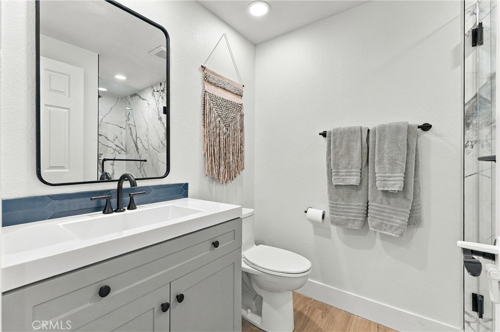 28482 Shrike Property Photo 16