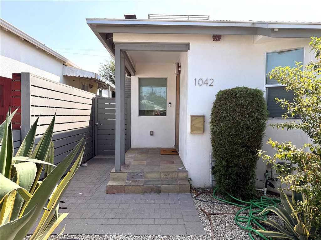 1042 Garfield Avenue Property Photo 4