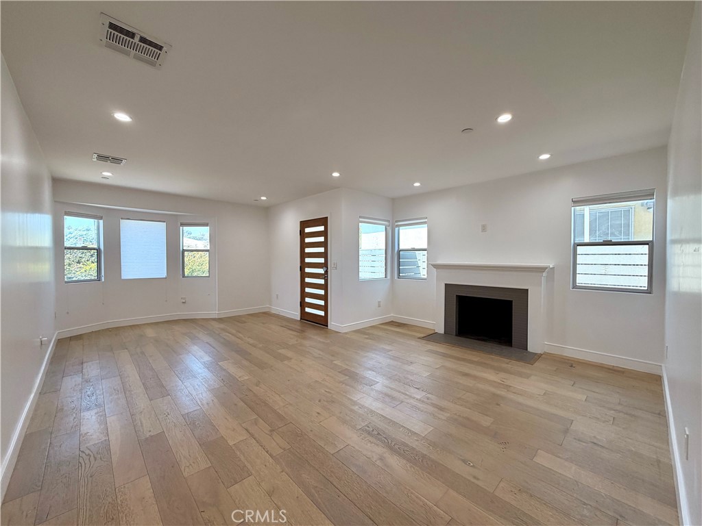 1042 Garfield Avenue Property Photo 7