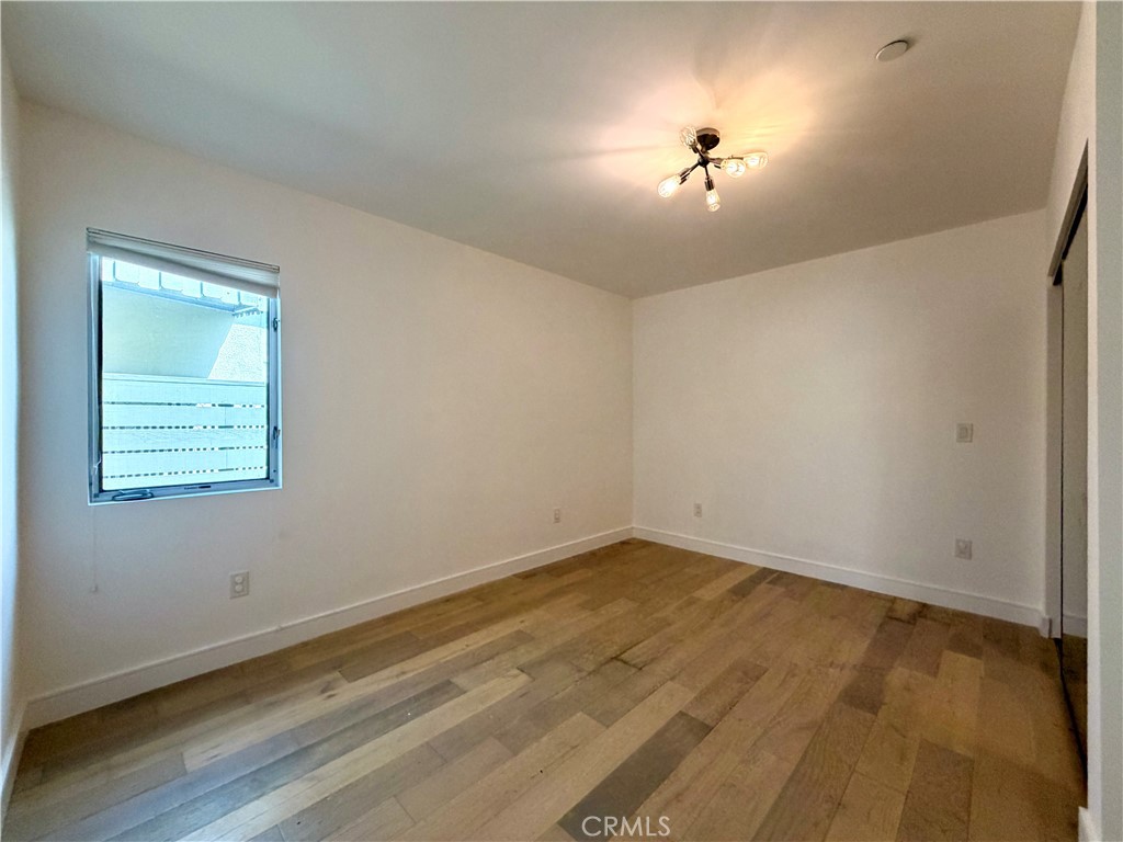 1042 Garfield Avenue Property Photo 11