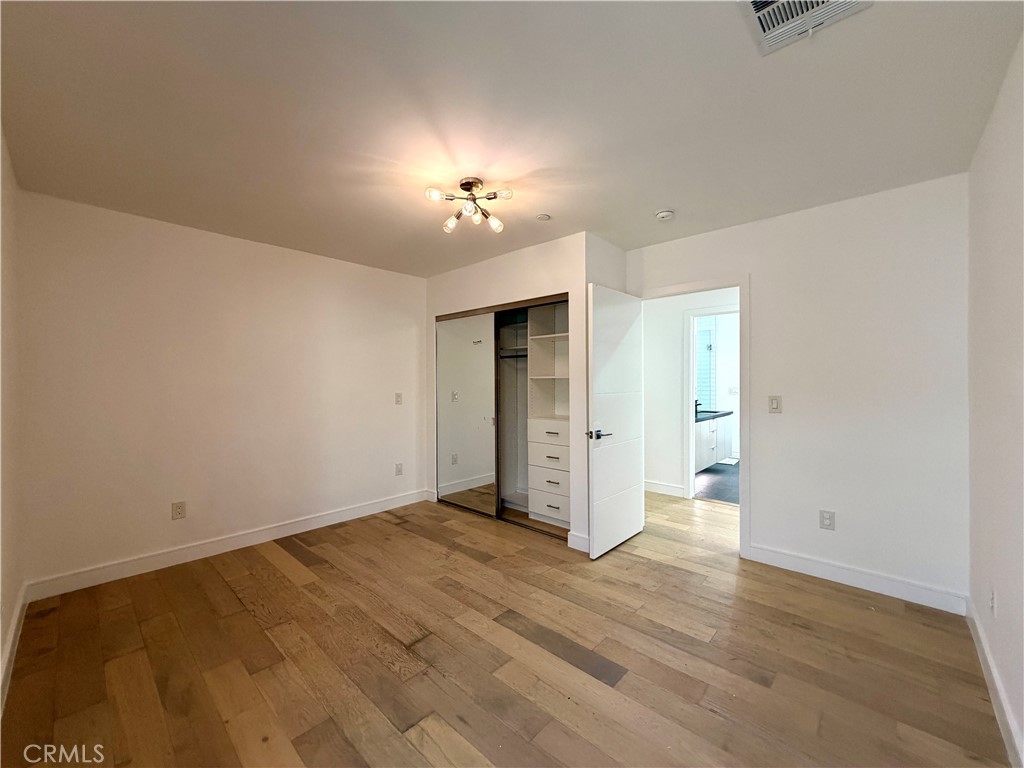 1042 Garfield Avenue Property Photo 12