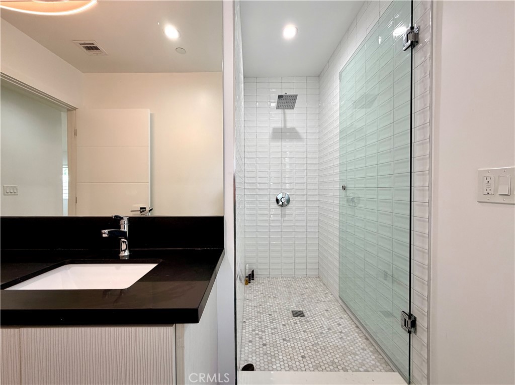 1042 Garfield Avenue Property Photo 14