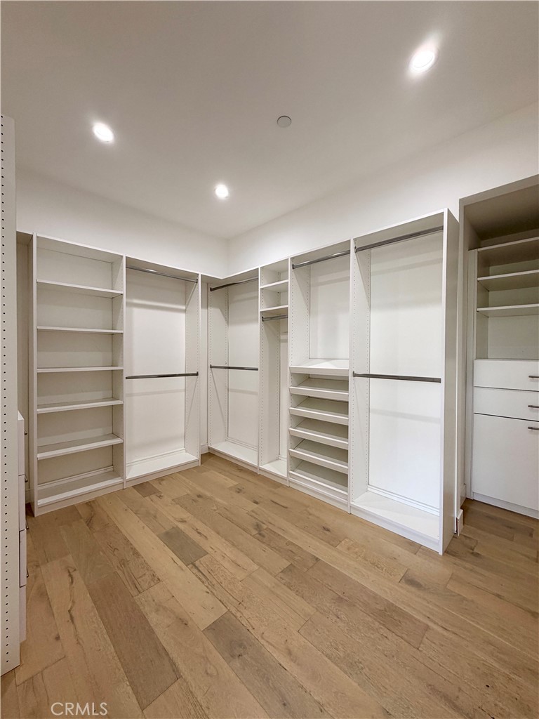 1042 Garfield Avenue Property Photo 30