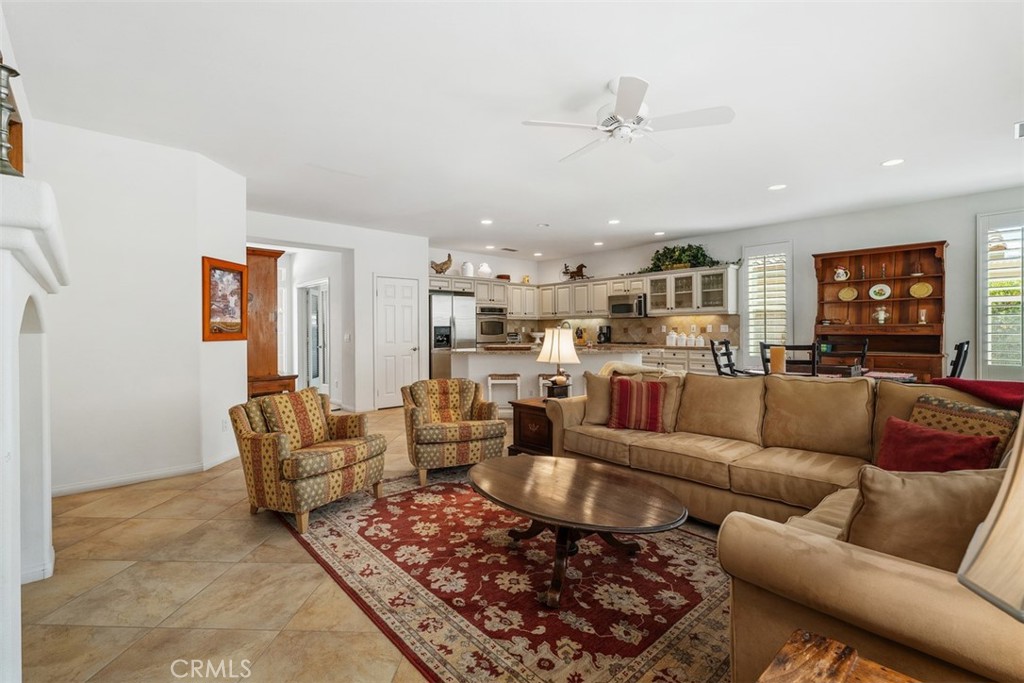 60585 Desert Rose Drive Property Photo 12