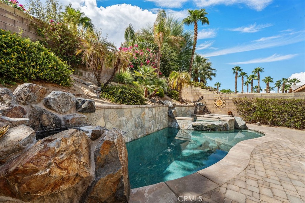 60585 Desert Rose Drive Property Photo 27