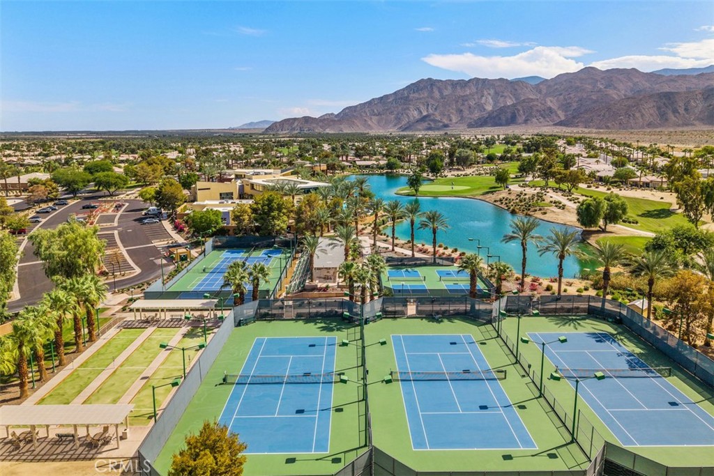 60585 Desert Rose Drive Property Photo 34