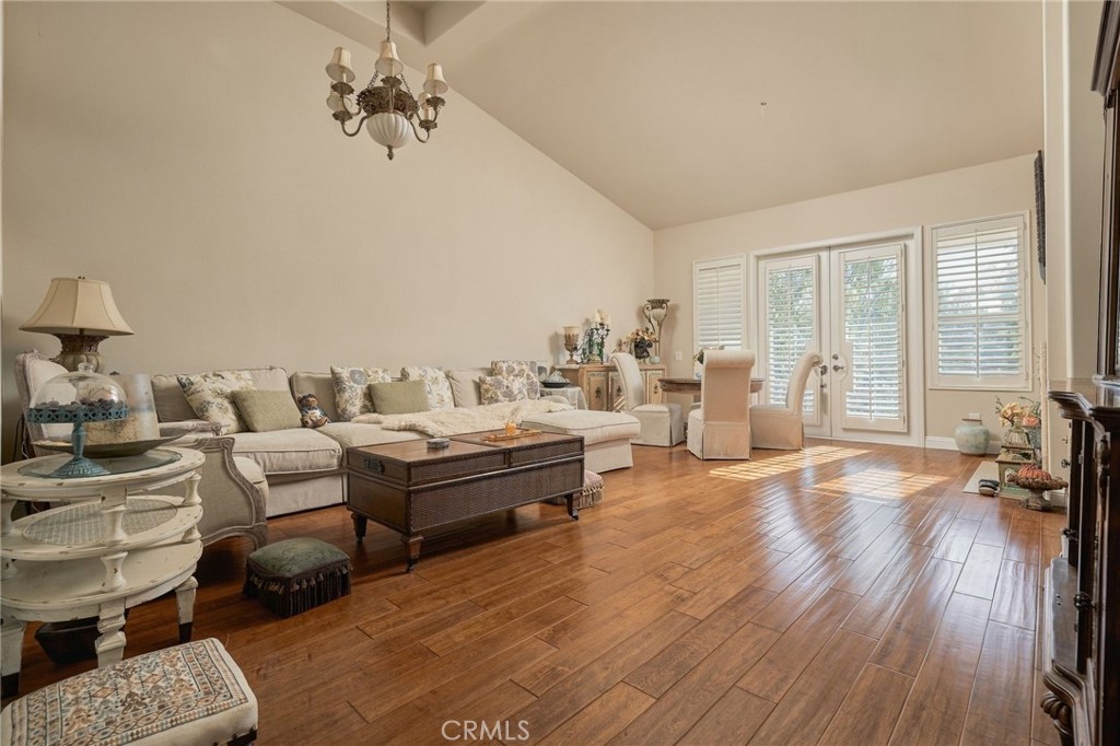 459 S San Vicente Lane Property Photo 5