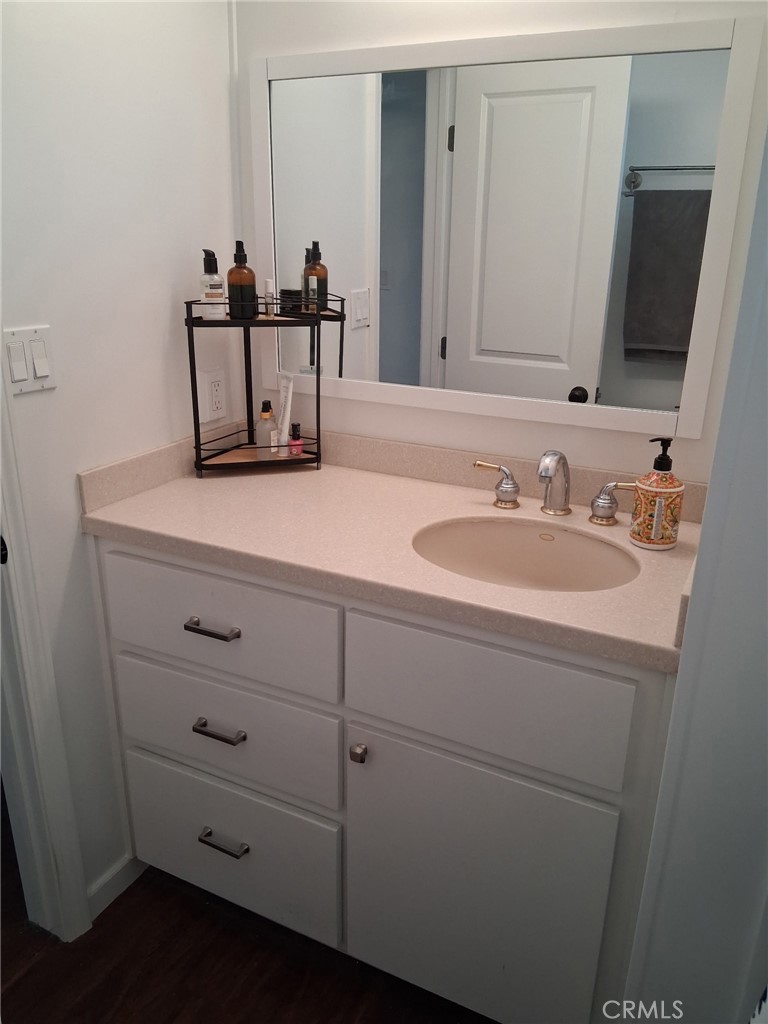 525 Fairfax Property Photo 18