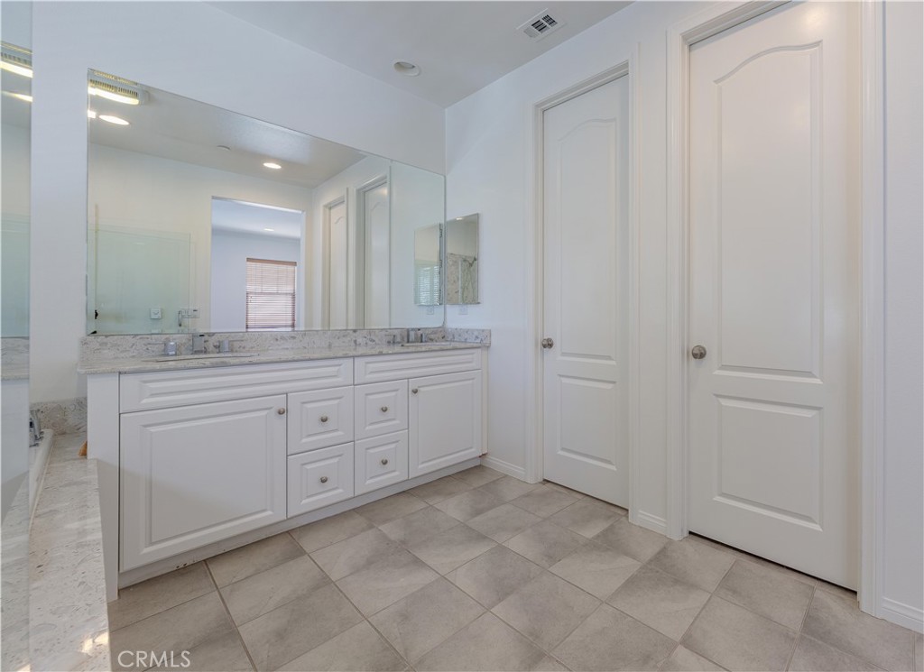 22 Willow Way Property Photo 27