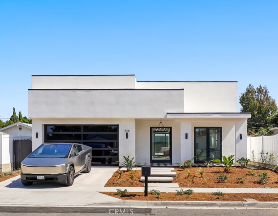 228 Costa Mesa Street Property Photo 1