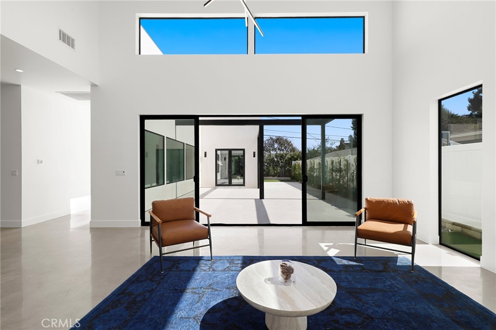228 Costa Mesa Street Property Photo 10