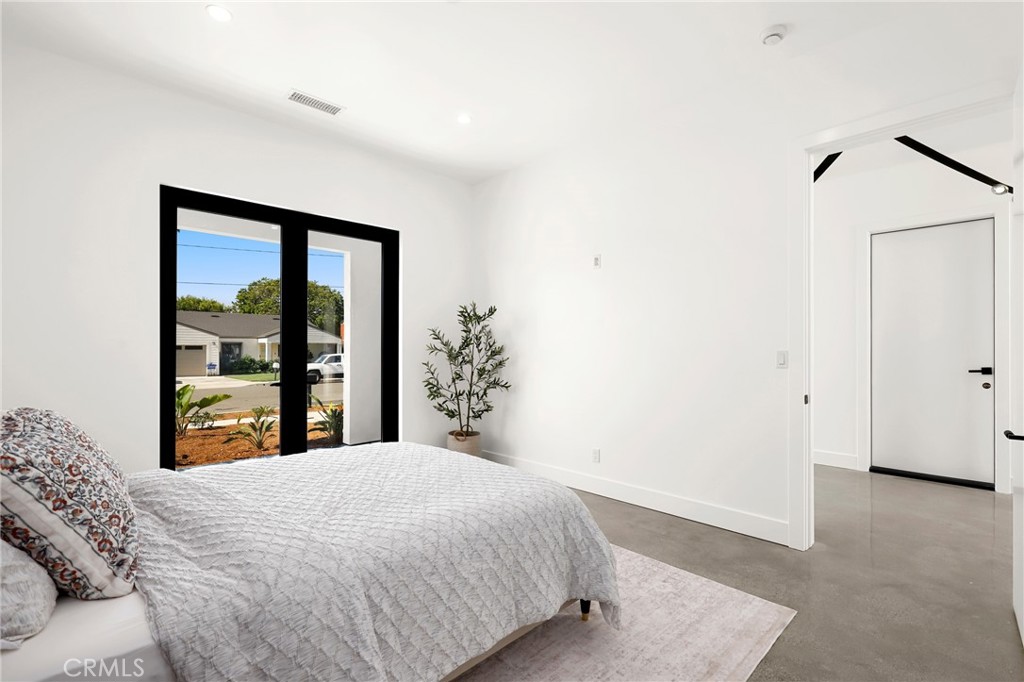 228 Costa Mesa Street Property Photo 25