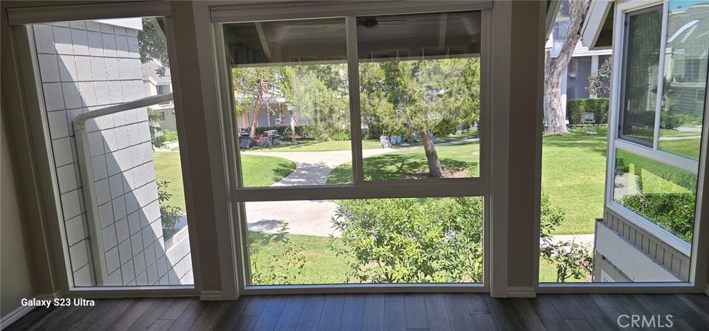 16433 Wimbledon Property Photo 4
