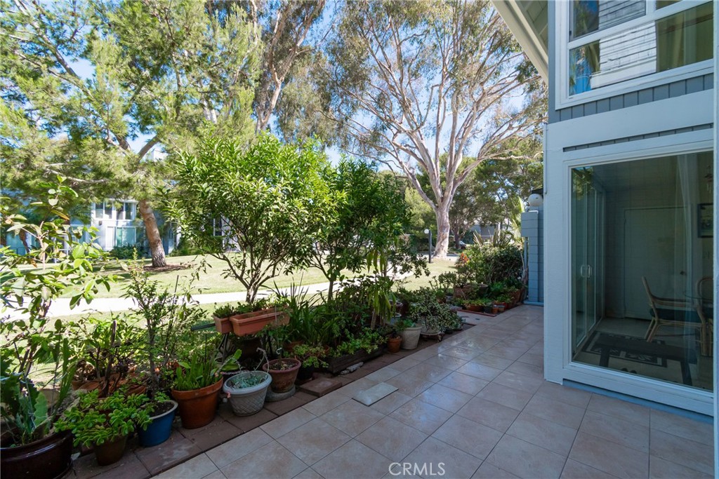 16433 Wimbledon Property Photo 13
