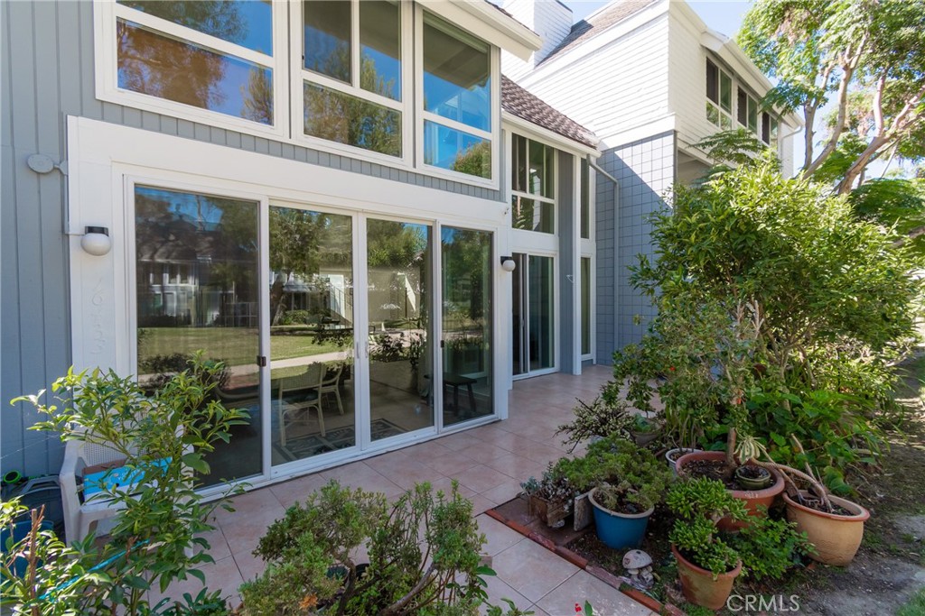 16433 Wimbledon Property Photo 14