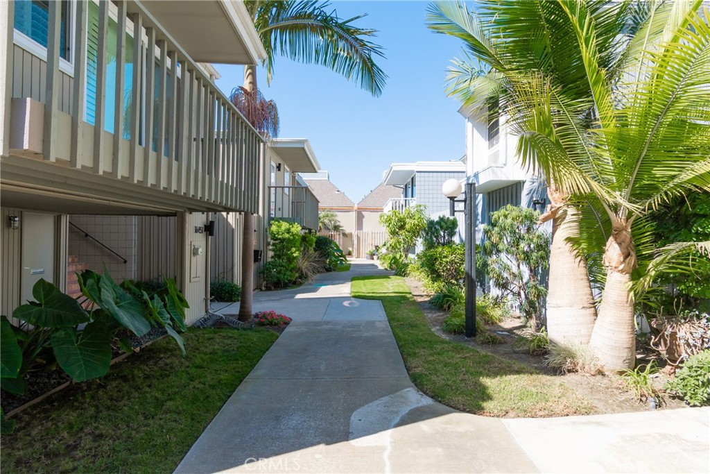 16433 Wimbledon Property Photo 19