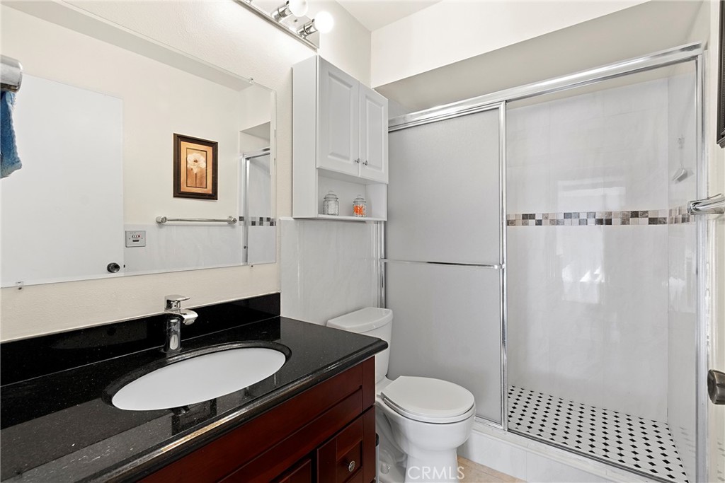 16433 Wimbledon Property Photo 33