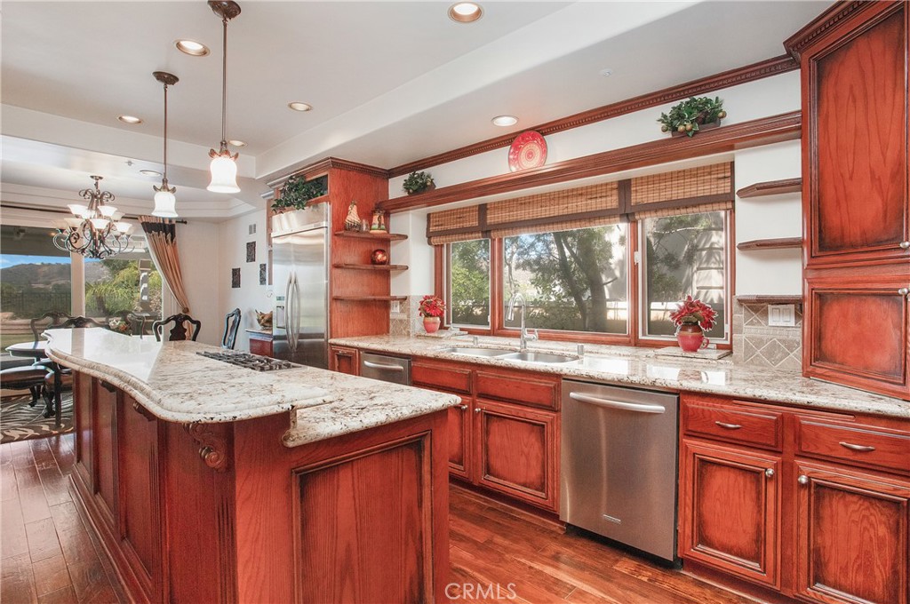 37 Cherry Hills Drive Property Photo 3