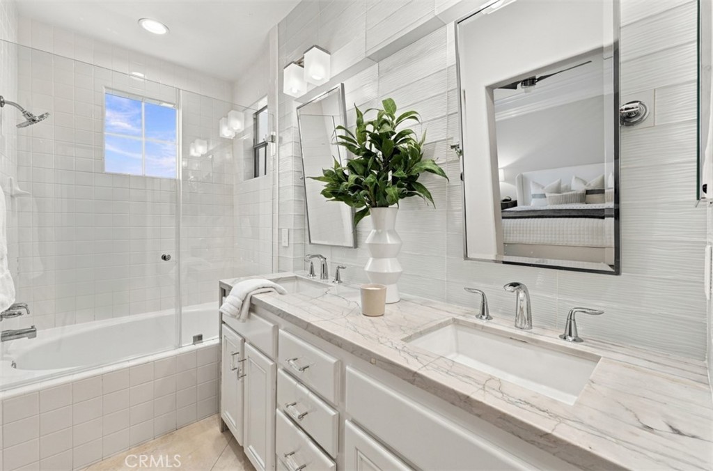 62 Lessay Property Photo 17