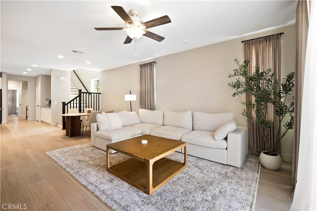3363 E Pine Ridge Property Photo 4