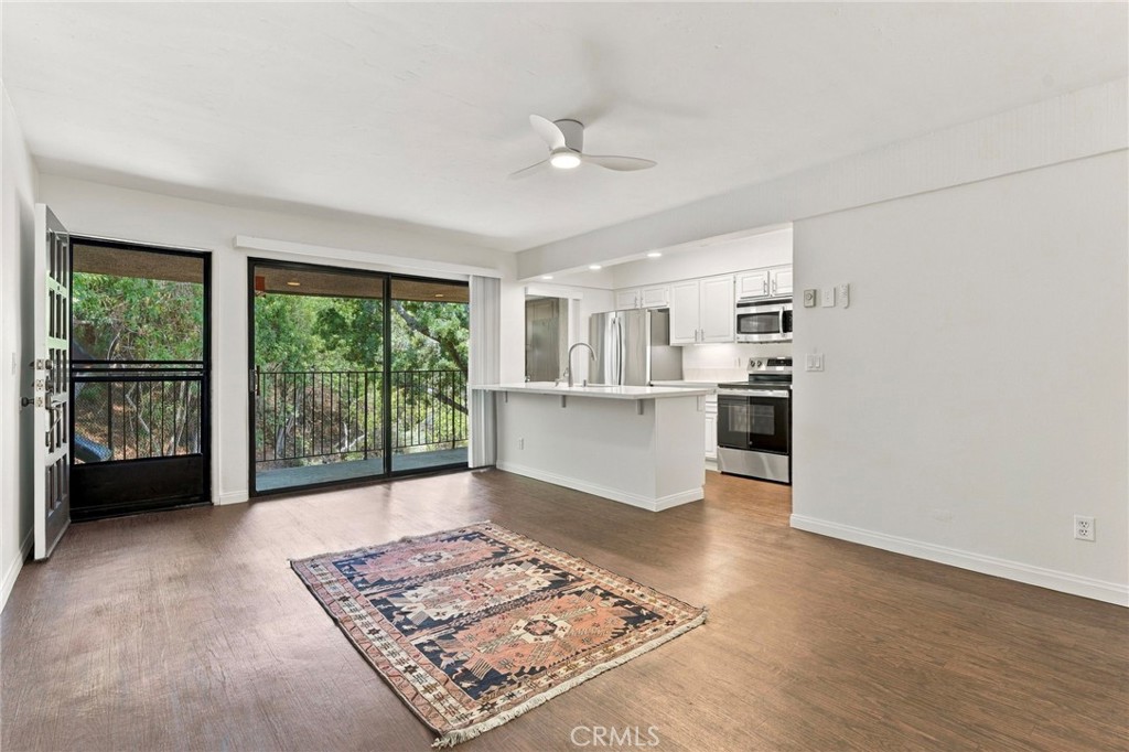 4326 5th Avenue Property Photo 4