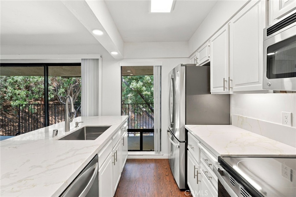 4326 5th Avenue Property Photo 10