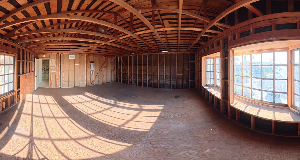 16452 Whittier Lane Property Photo 16