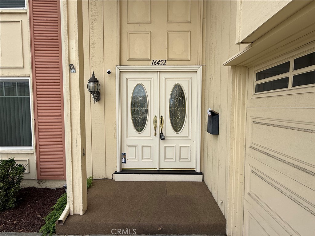 16452 Whittier Lane Property Photo 21