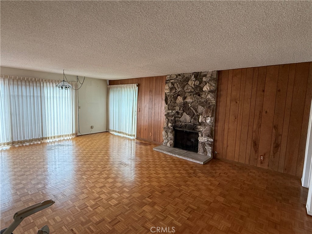 16452 Whittier Lane Property Photo 25