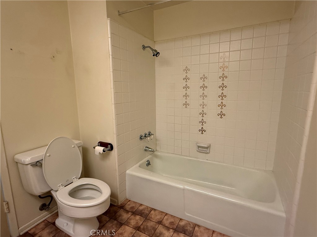 16452 Whittier Lane Property Photo 27