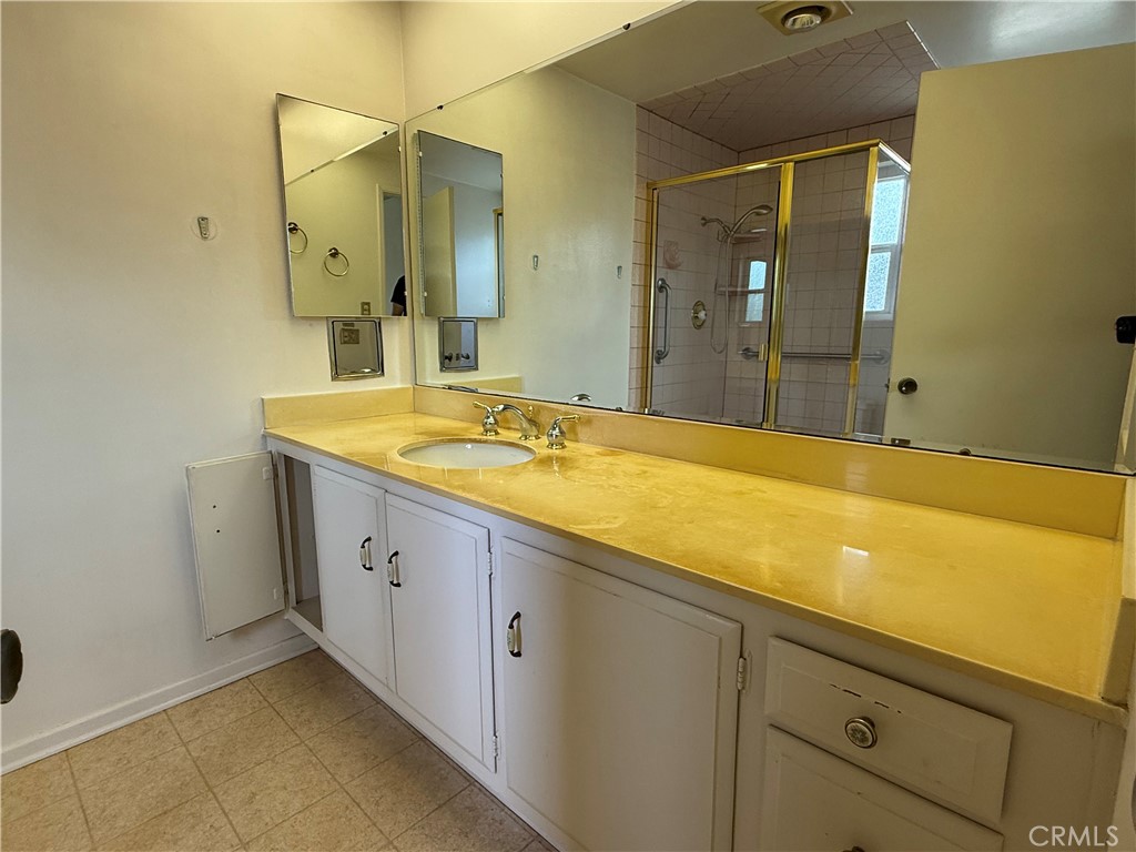 16452 Whittier Lane Property Photo 28
