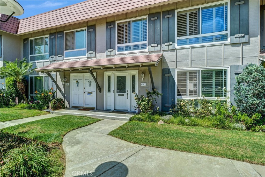 4107 Larwin Avenue Property Photo 1