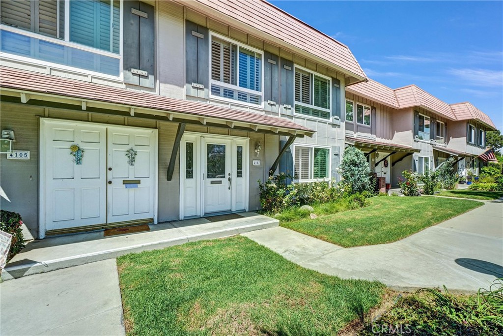 4107 Larwin Avenue Property Photo 2