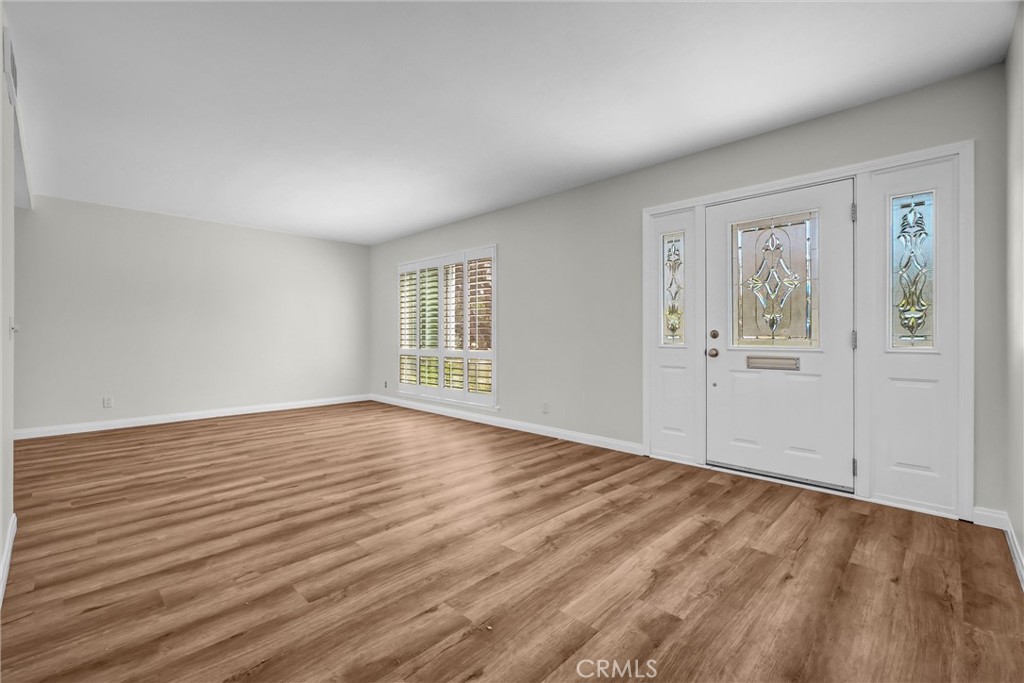 4107 Larwin Avenue Property Photo 3