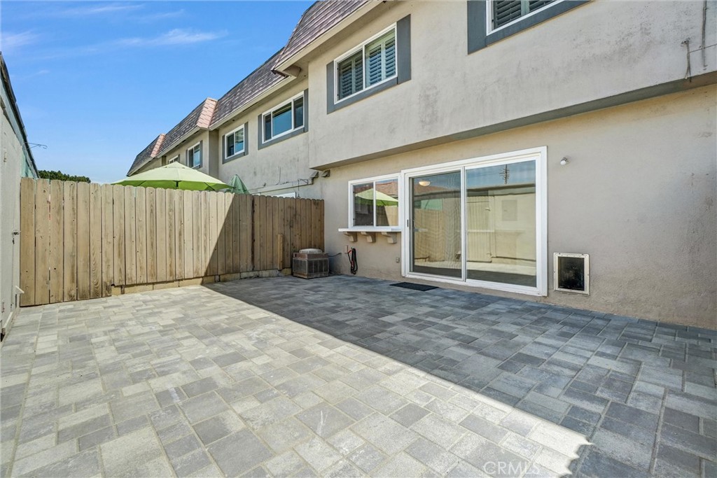 4107 Larwin Avenue Property Photo 17