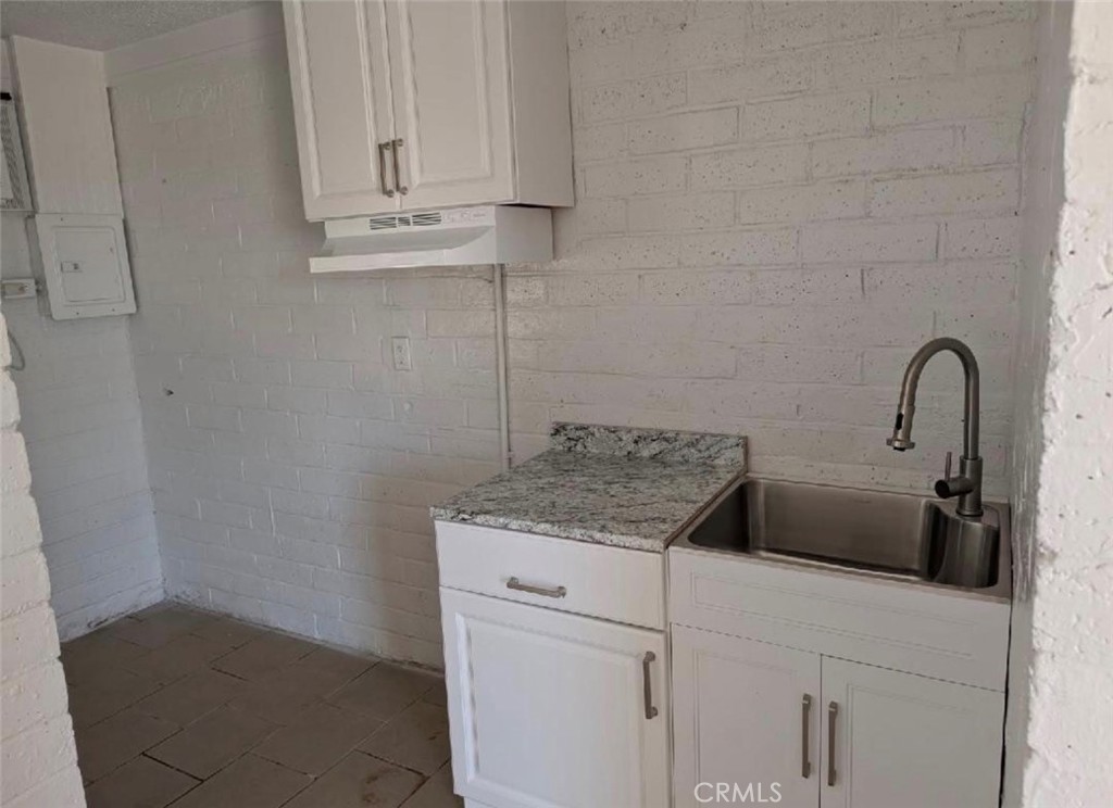 12041 Sierra Property Photo 9