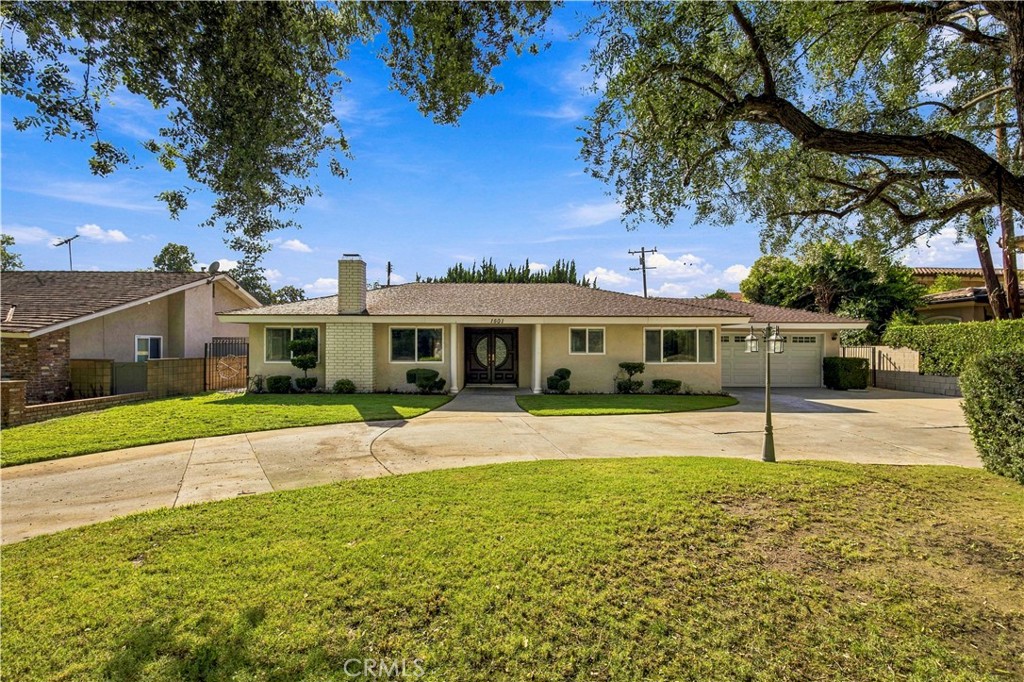 1501 S Santa Anita Property Photo 1