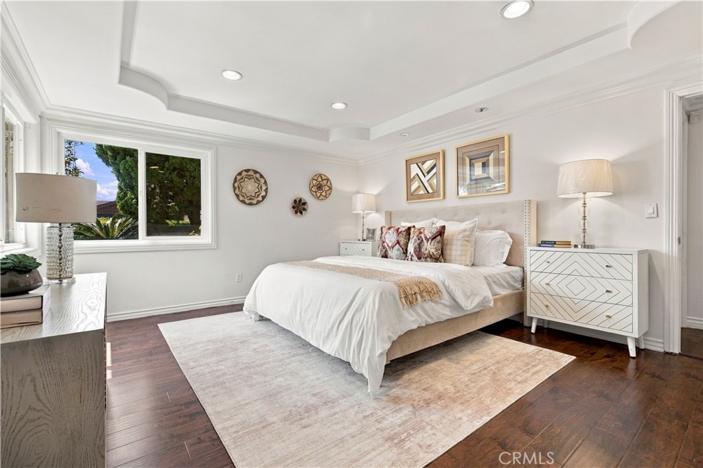 1501 S Santa Anita Property Photo 13