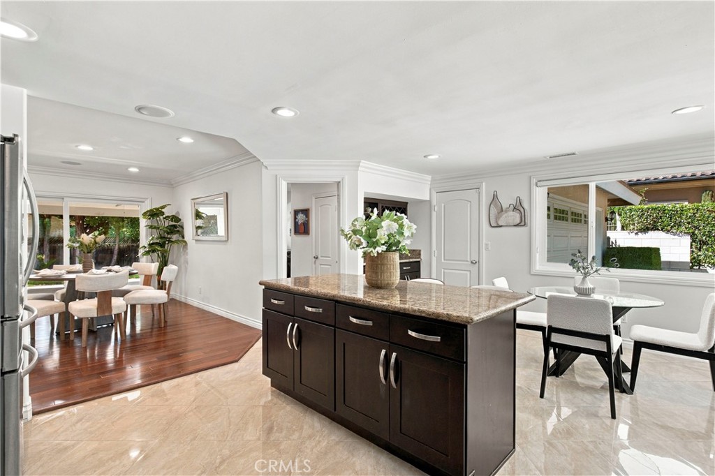 1501 S Santa Anita Property Photo 28