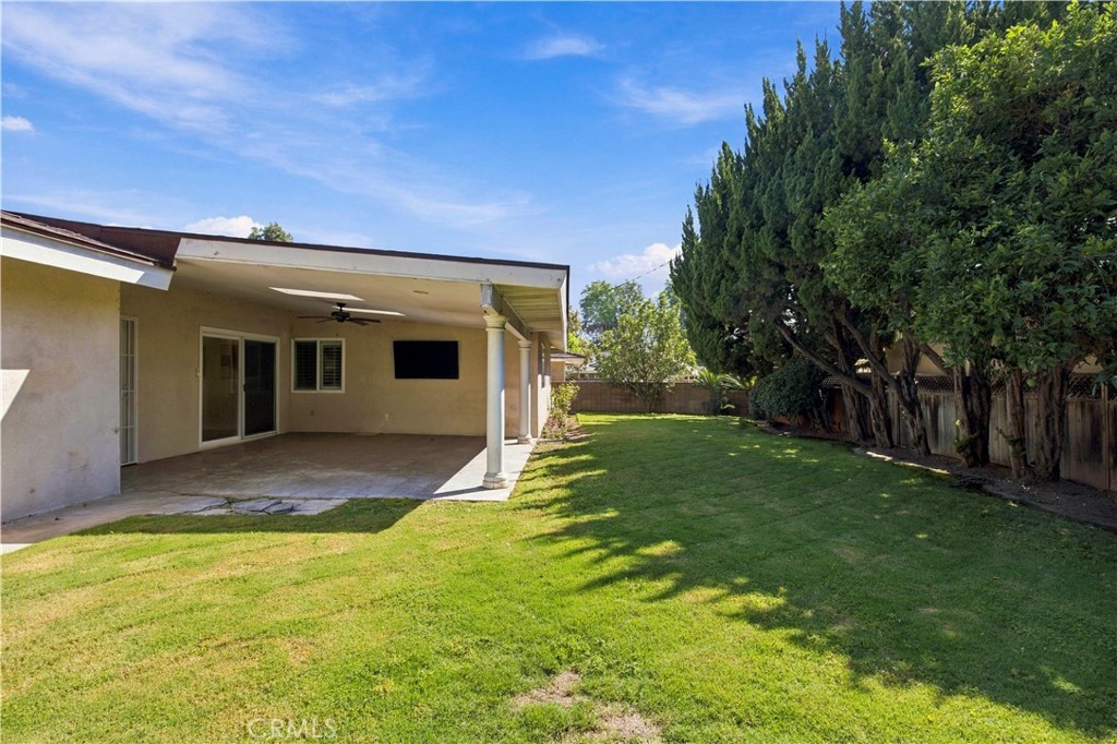 1501 S Santa Anita Property Photo 32