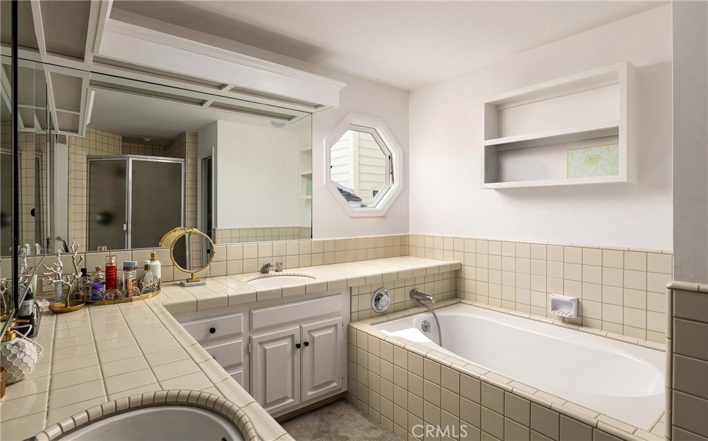 1214 E Balboa Boulevard Property Photo 27