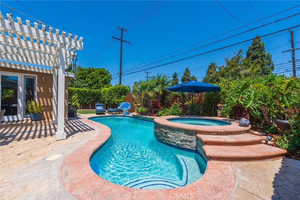 5721 Trinette Property Photo 35