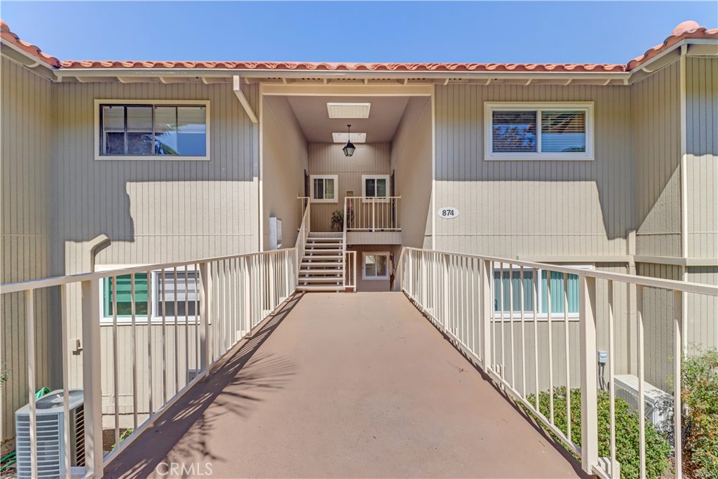 874 Avenida Sevilla #o Property Photo 3