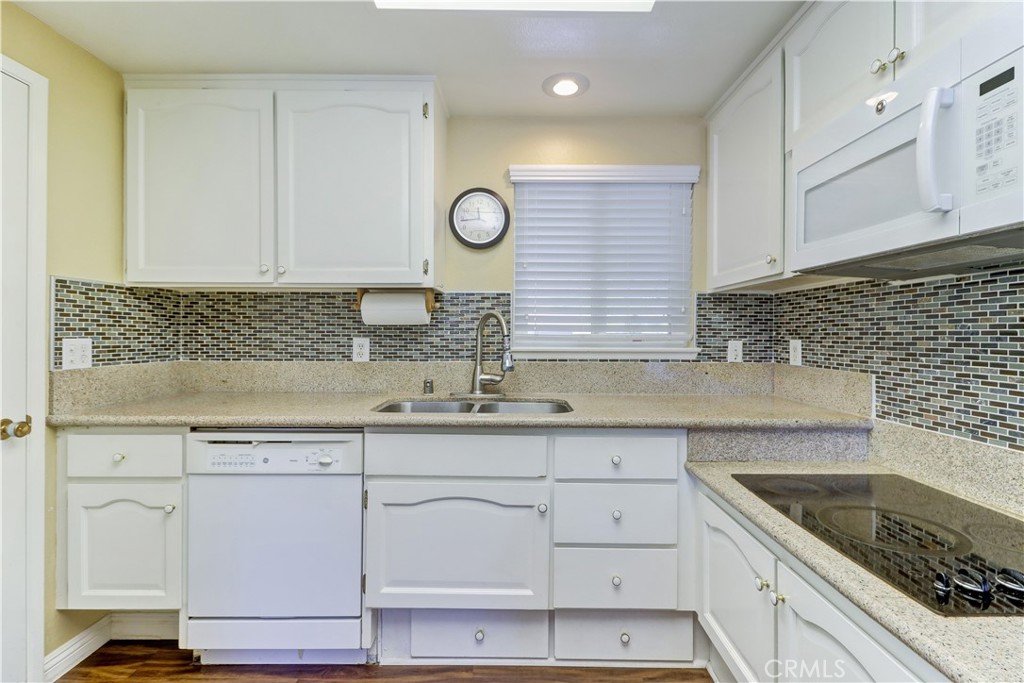 874 Avenida Sevilla #o Property Photo 14