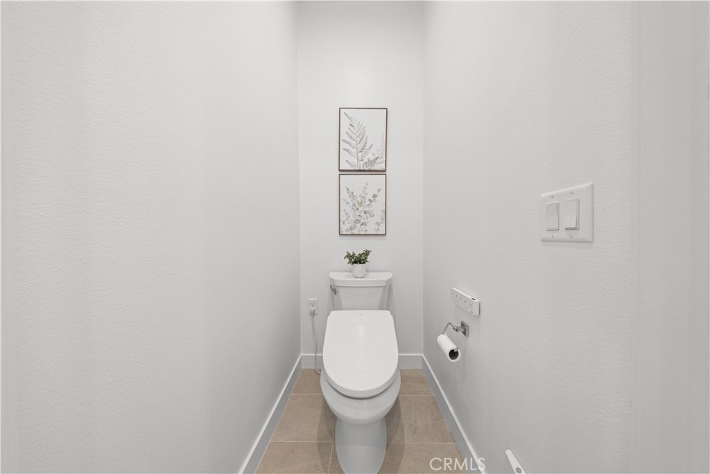 603 S Lyon Property Photo 23