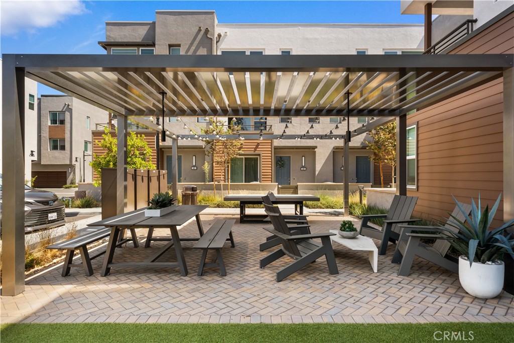 603 S Lyon Property Photo 44