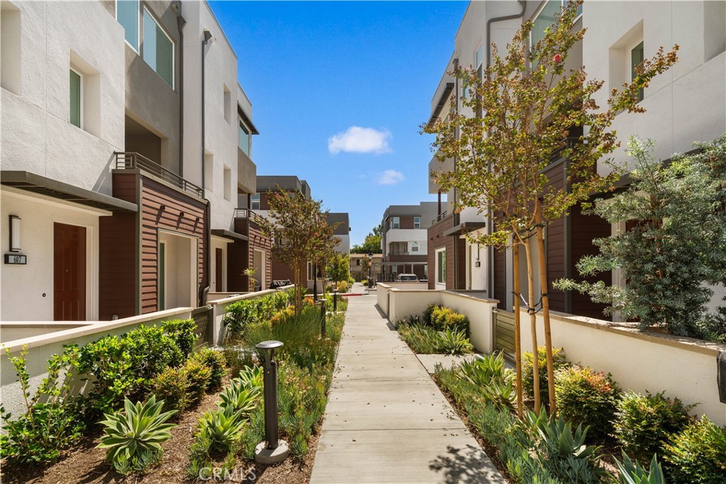 603 S Lyon Property Photo 45