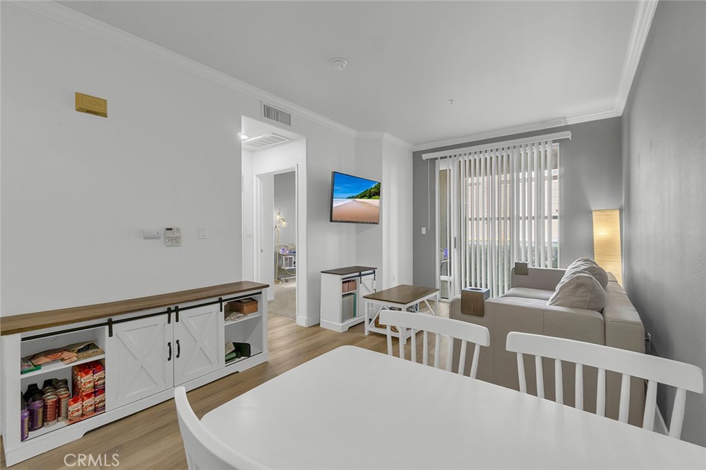 2120 Watermarke Property Photo 1
