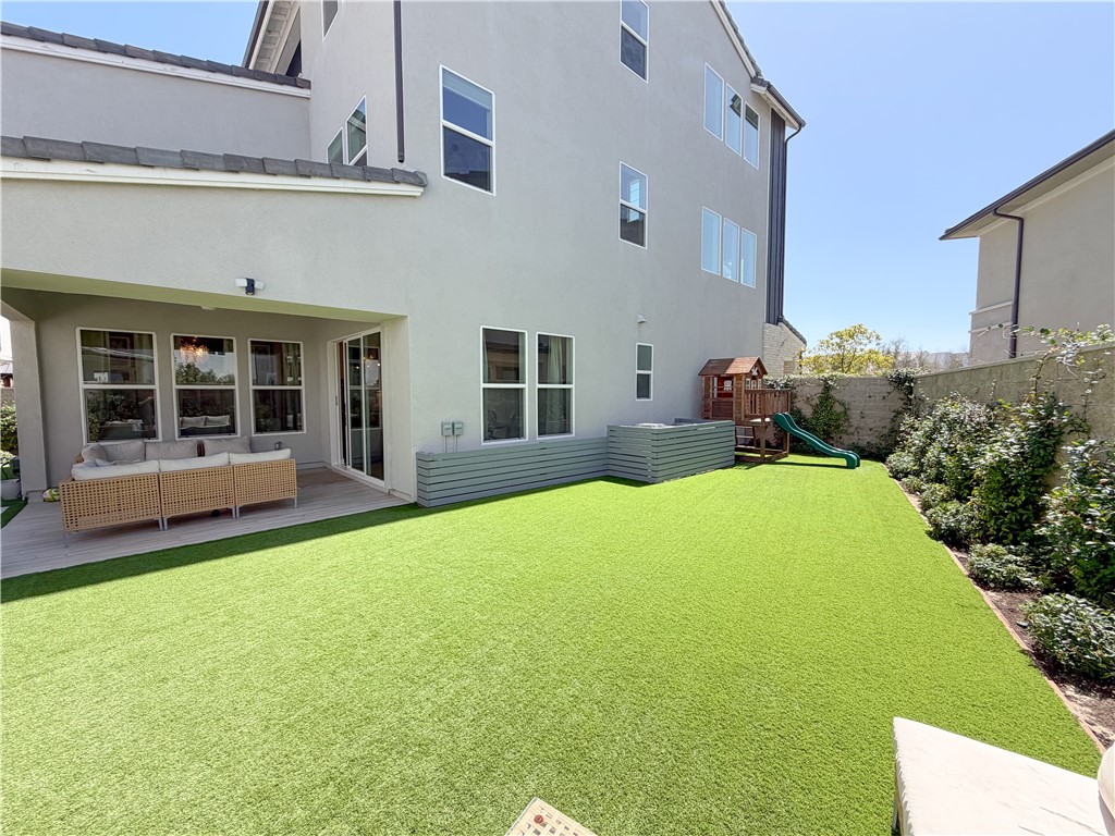 331 Newton Property Photo 11