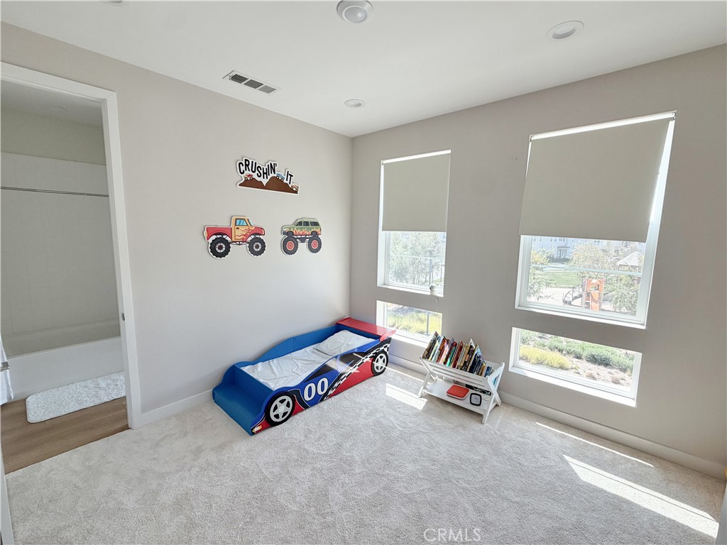 331 Newton Property Photo 23